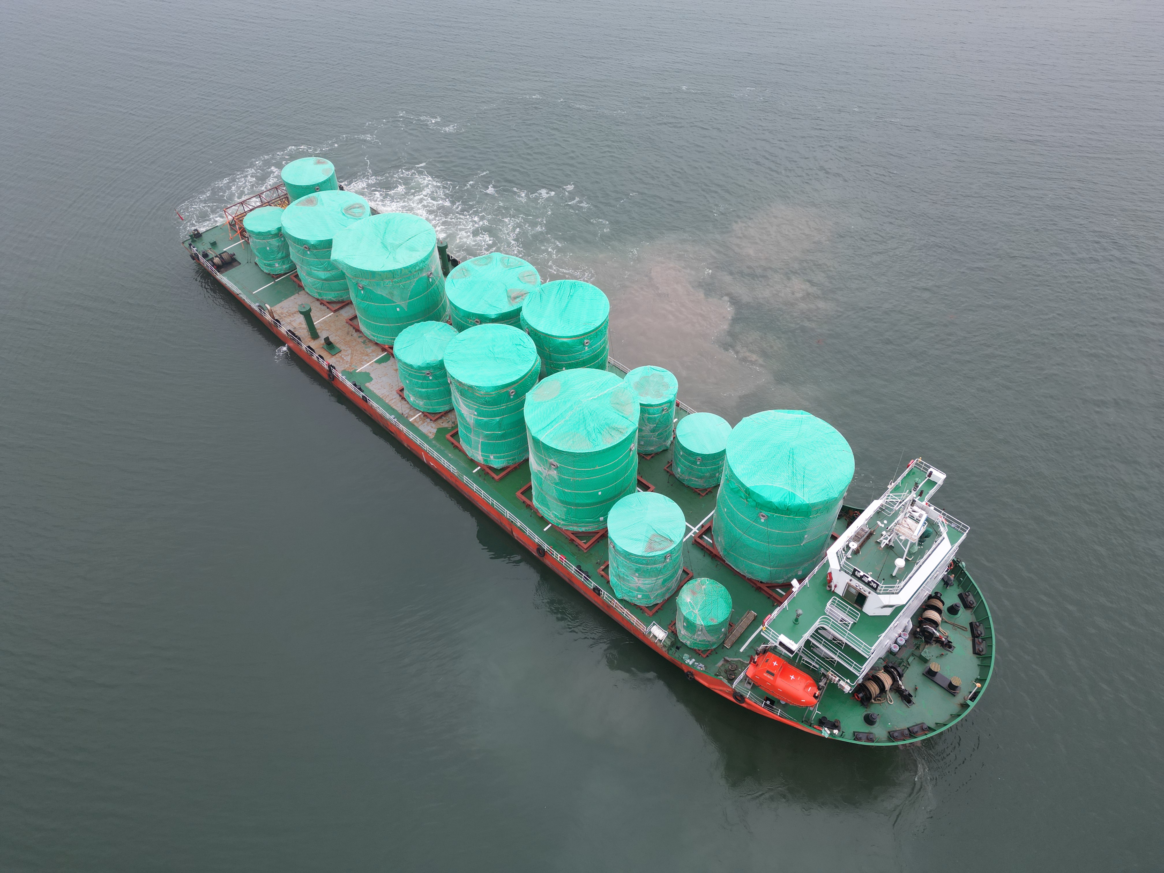 LUCY儲罐項(xiàng)目順利完工交付